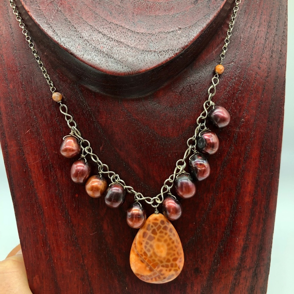 Coral Necklace and Bracelet Set - Picture 3 of 8
